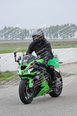 media/Nov-29-2025-TrackDaz (Sat) [[10ae2d9bce]]/Around the Pits/